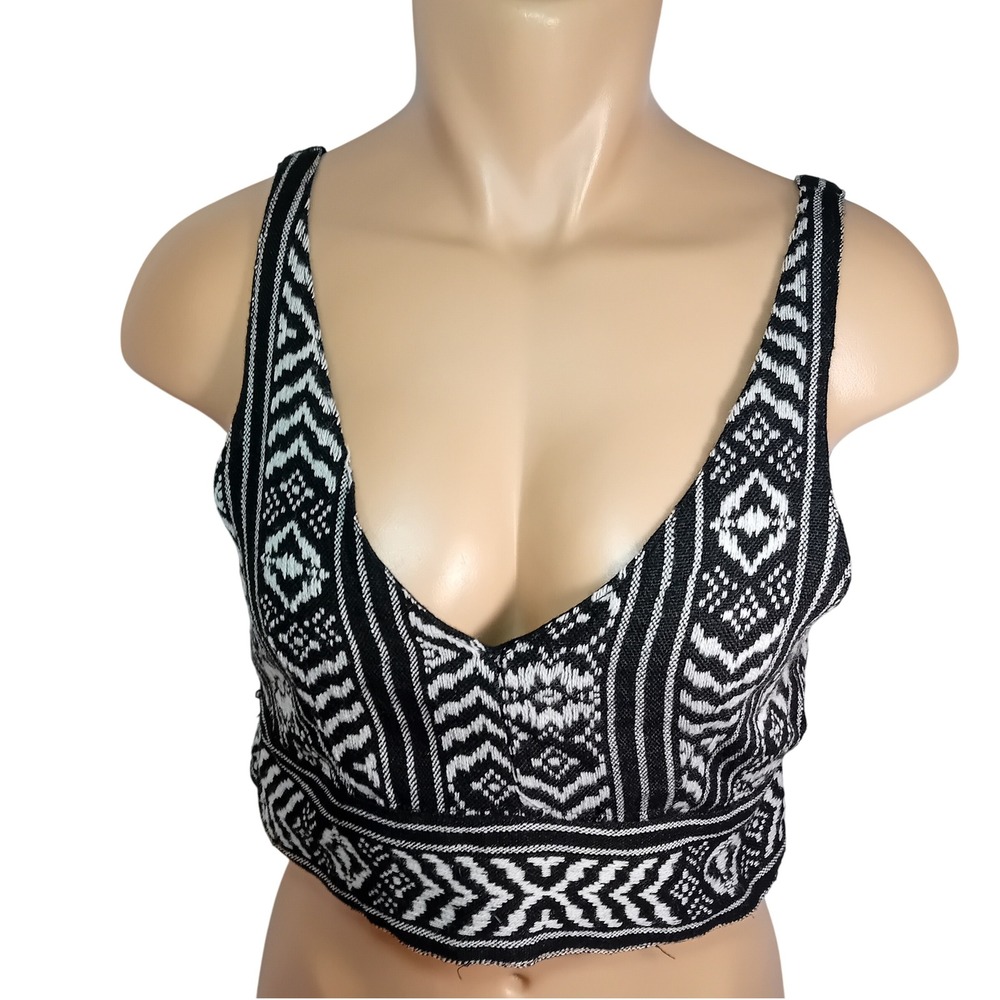 UO Staring At Stars‎ Monochrome Crop Top Bralette Aztec Tribal Boho Festival M
